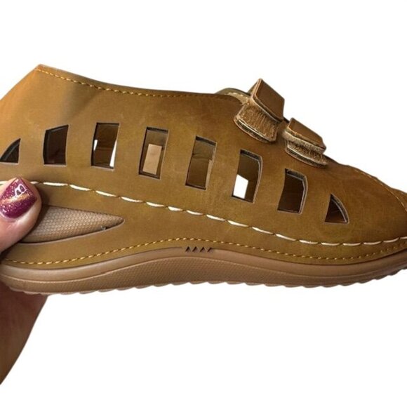 Woman's Adjustable Velcro Leather Sandals Casual Breathable Slip-On Shoes With C - Picture 5 of 6